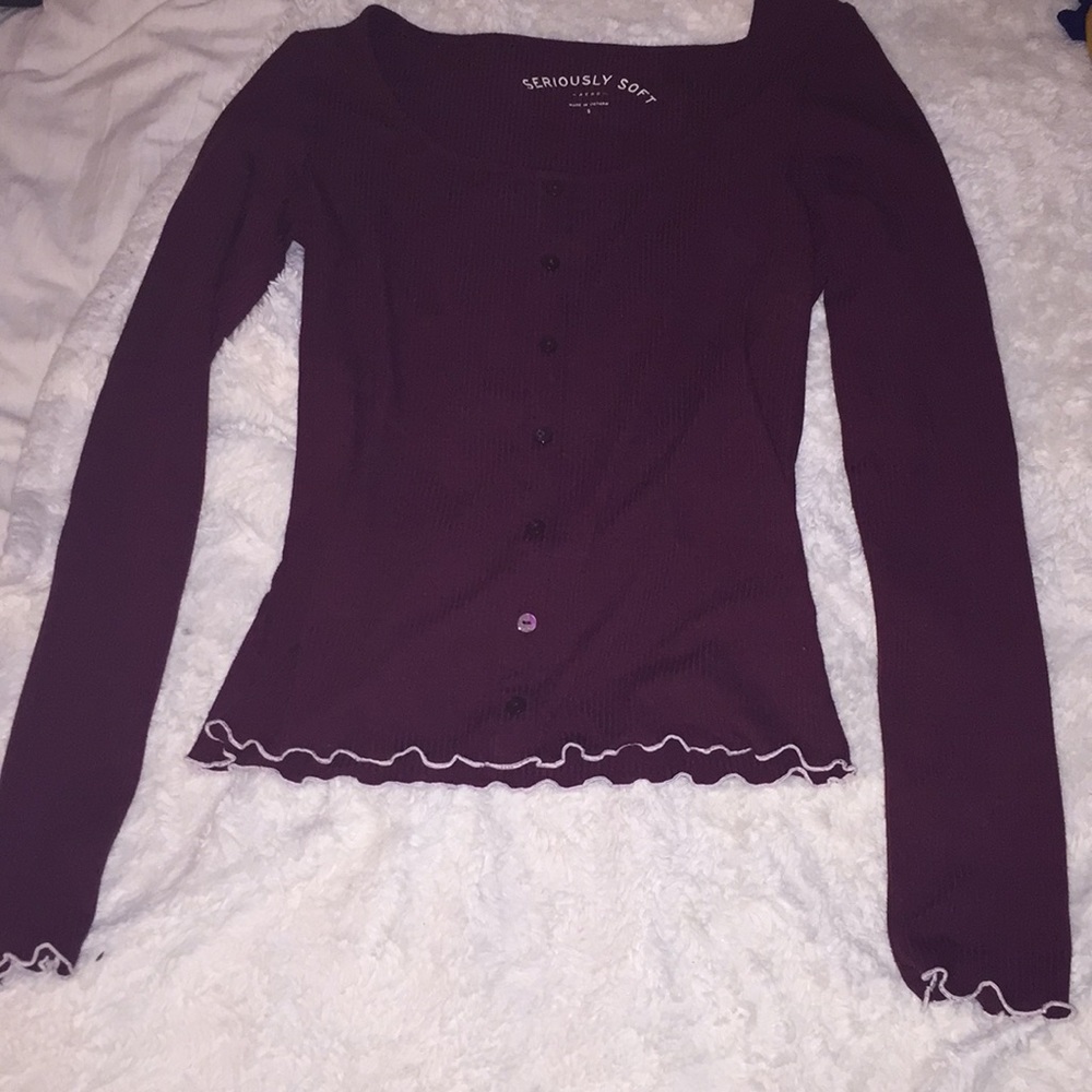Burgundy super soft tee shirt